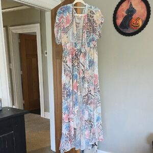 VENUS Pastel Floral Maxi Dress